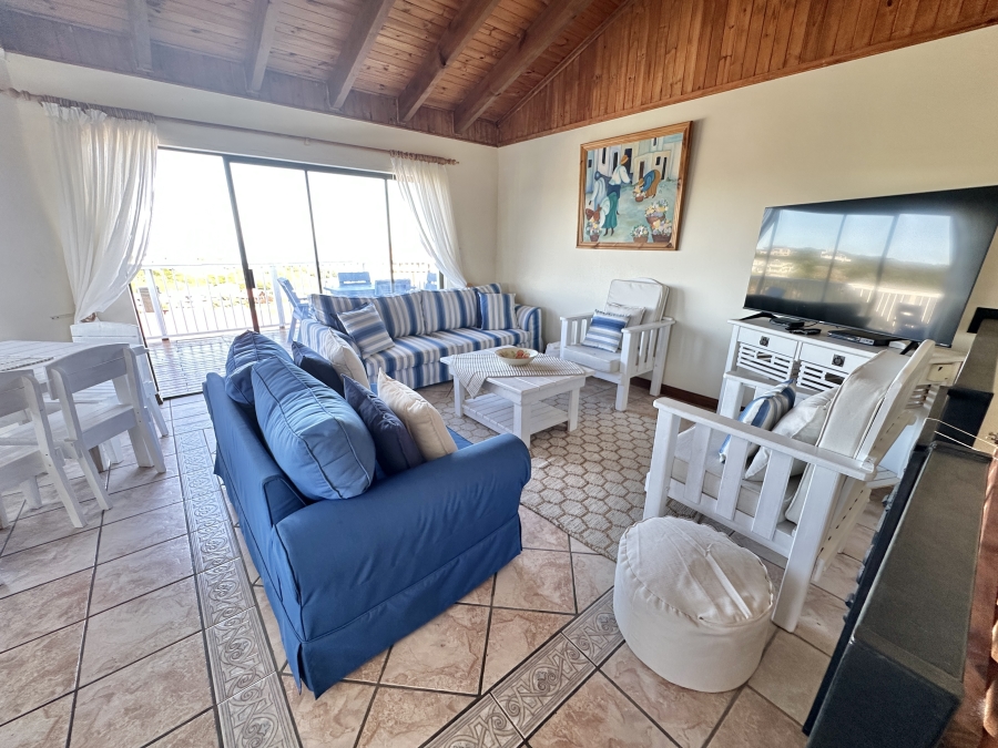 6 Bedroom Property for Sale in Cola Beach Western Cape